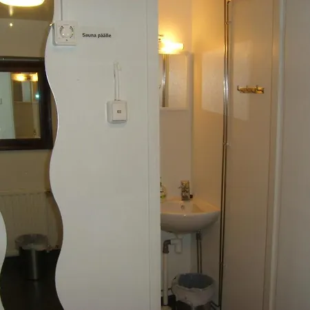 ホテル Maentylinna